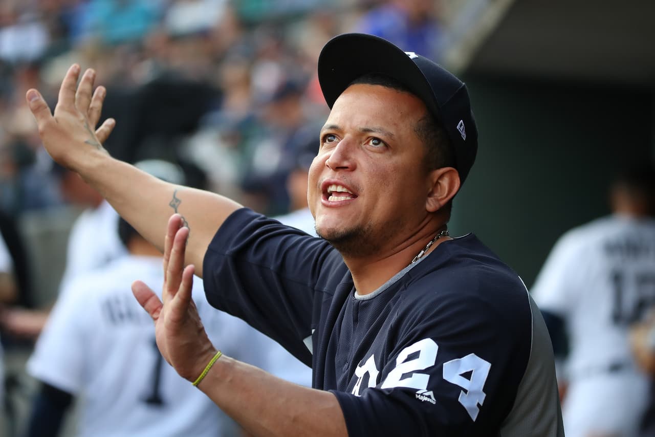 5. Miguel Cabrera (Detroit Tigers) - 8 años por 247 millones de dólares.