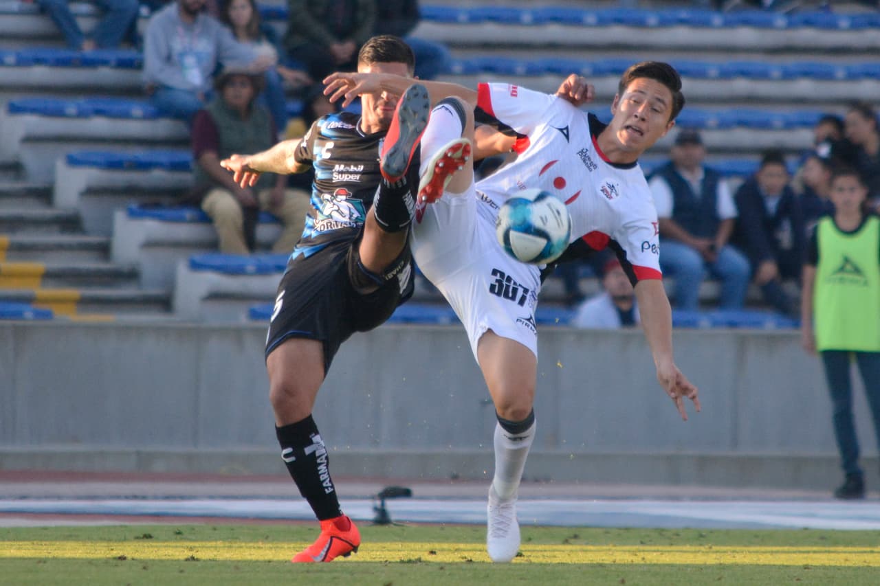 La disputa del balón fue constante en unos 90 minutos donde hizo falta mucha claridad ofensiva.