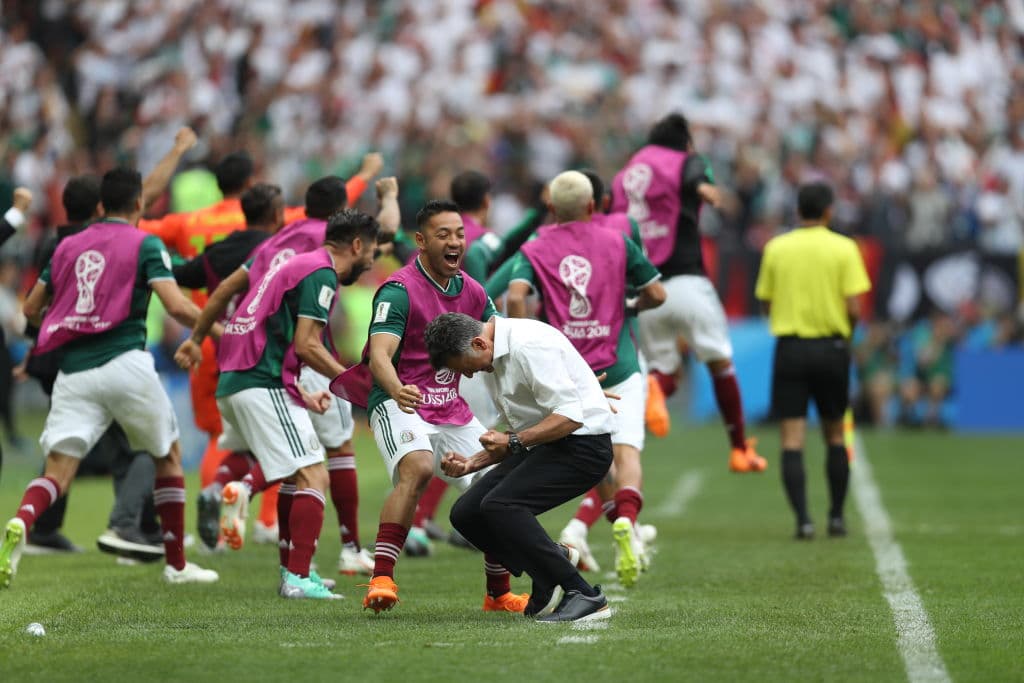 Ya en el Mundial de Rusia 2018, México comenzó dando uno de los golpes del torneo al vencer en su debut por 1-0 a la selección de Alemania el 17 de junio en 2018 en Moscú.