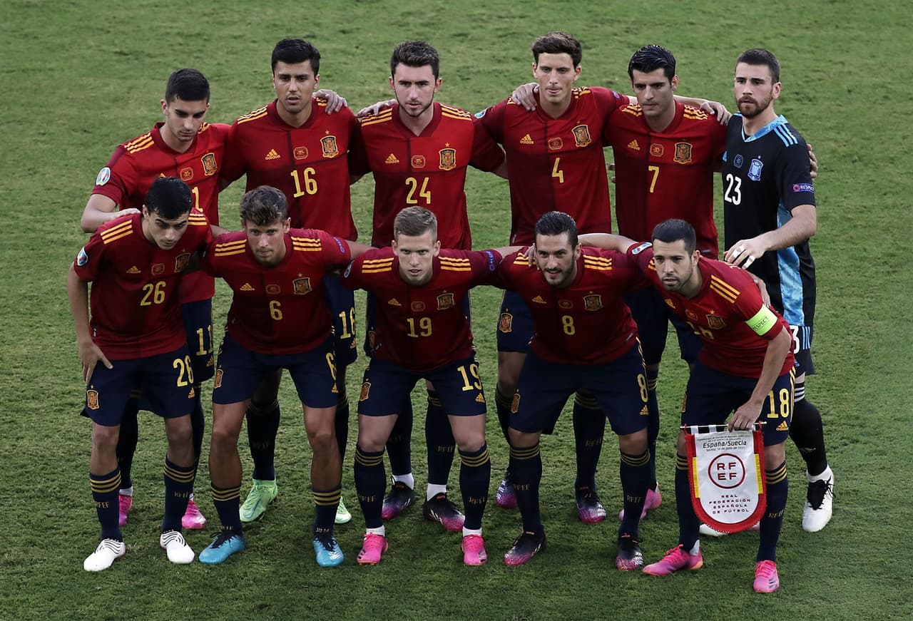 Jugadores de España piden paciencia ante la ausencia del gol