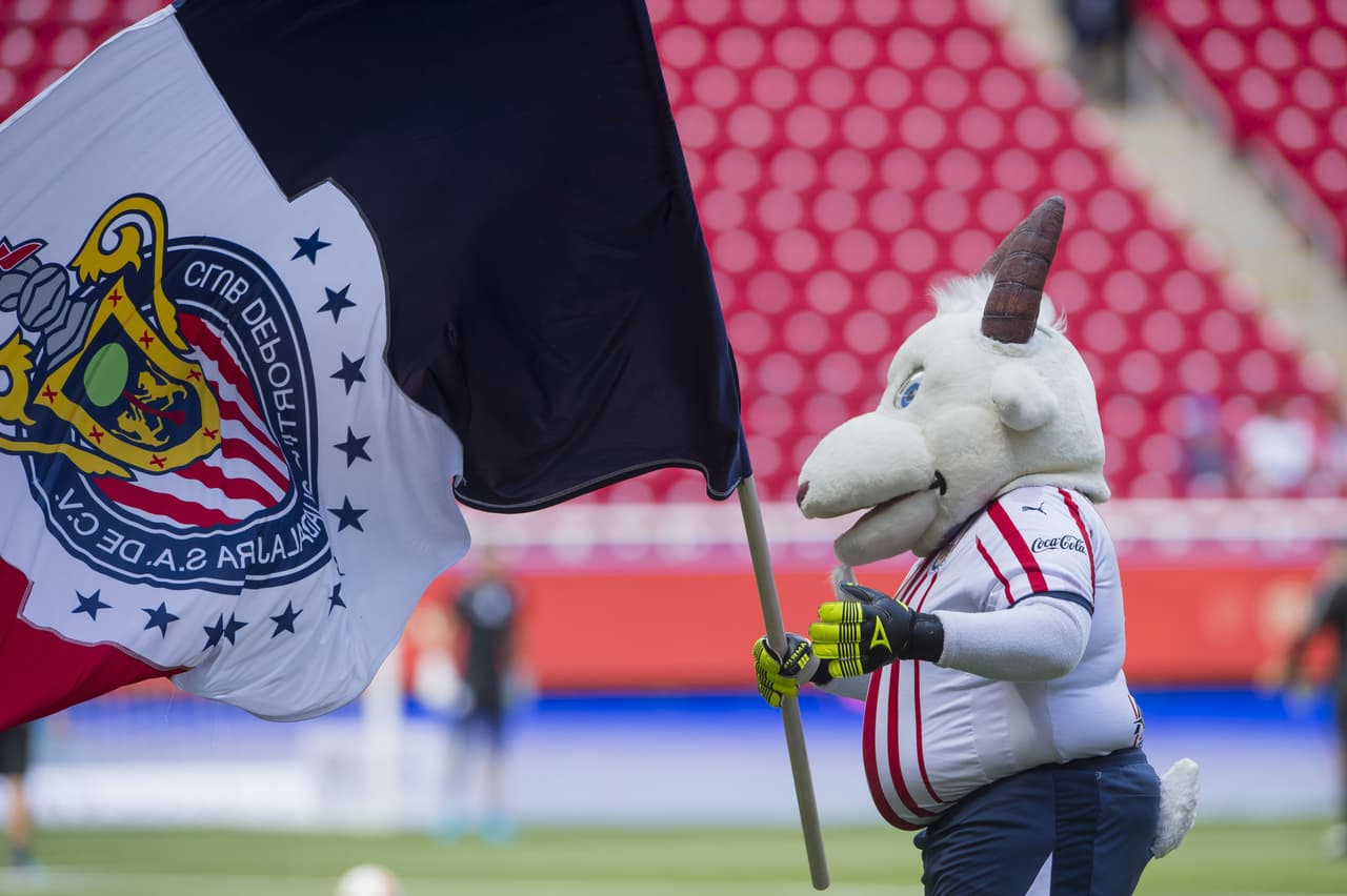 Los aficionados del 
<i>Rebaño Sagrado</i> acabaron por tomarlo como su seña de identidad hasta la actualidad.