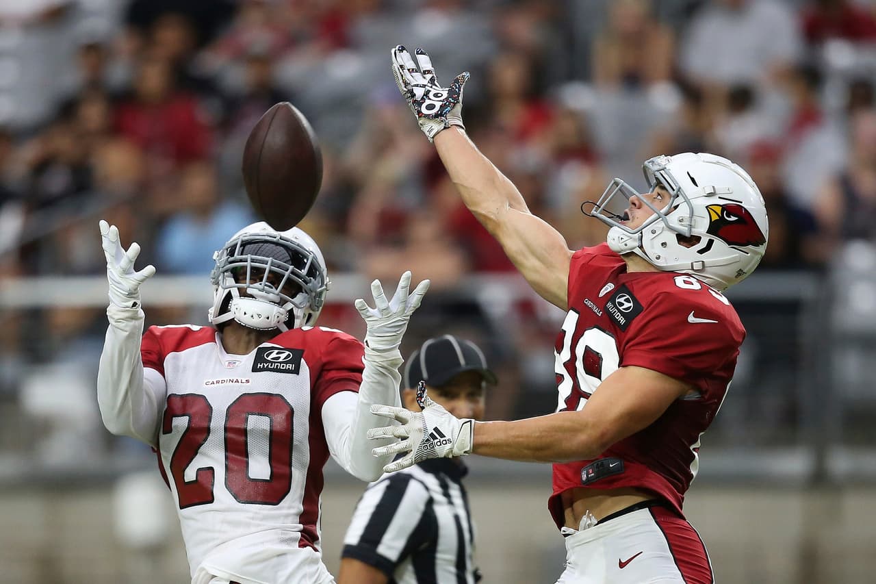 Así se preparan los Arizona Cardinals en su campo de entrenamiento en Glendale, Arizona.