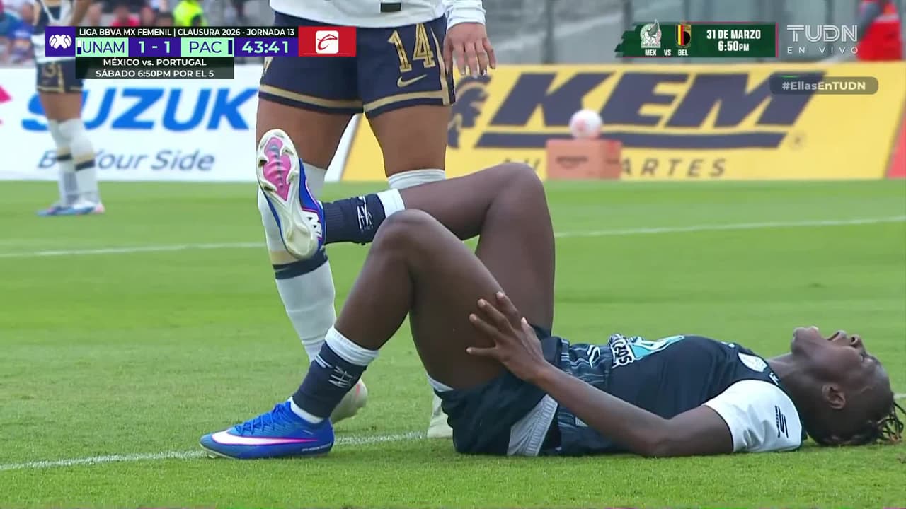 ¡Imagen dramática! Chinwendu sale lesionada tras un choque con Toledo