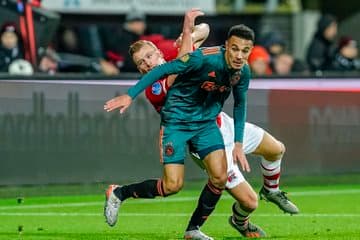 Edson Álvarez juega los 90 minutos en la derrota del Ajax 1-0 ante el AZ Alkmaar con gol de Boadu al minuto 90.