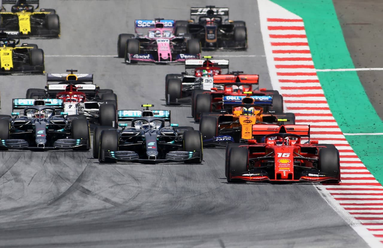 <b>¡Volverá la Fórmula 1 en menos de un mes!</b>
<br>La actividad se reanudará el próximo 5 de julio con el Gran Premio de Austria y se suman otras siete carreras confirmadas para volver a disfrutar del dinamismo de los automóviles en lsa pistas. Te enseñamos el calendario confirmado.