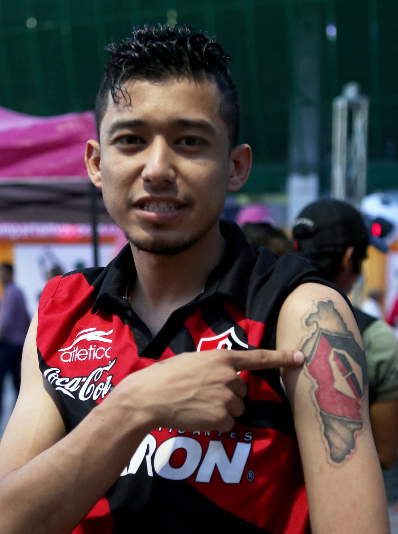 El colorido de la afición en la Jornada 16