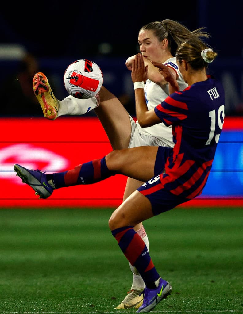 Estados Unidos y República Checa arrancan la She Believes Cup con empate