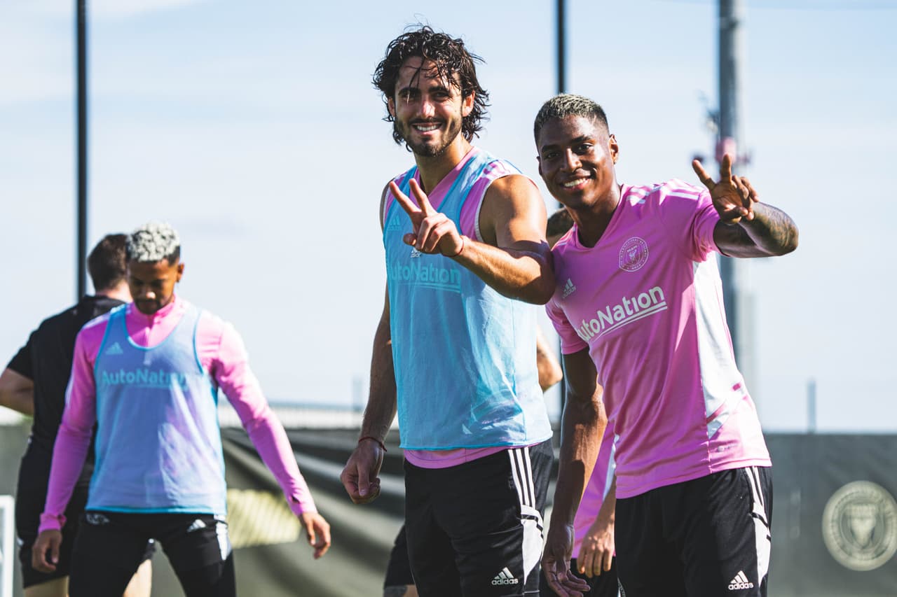 Todo es felicidad por ahora en el campamento de Inter de Miami. Los jugadores tienen confianza en lograr la clasificación, sabiendo que dependen de sí mismos y con la mentalidad de no darse por clasificados y luchar hasta el último minuto.