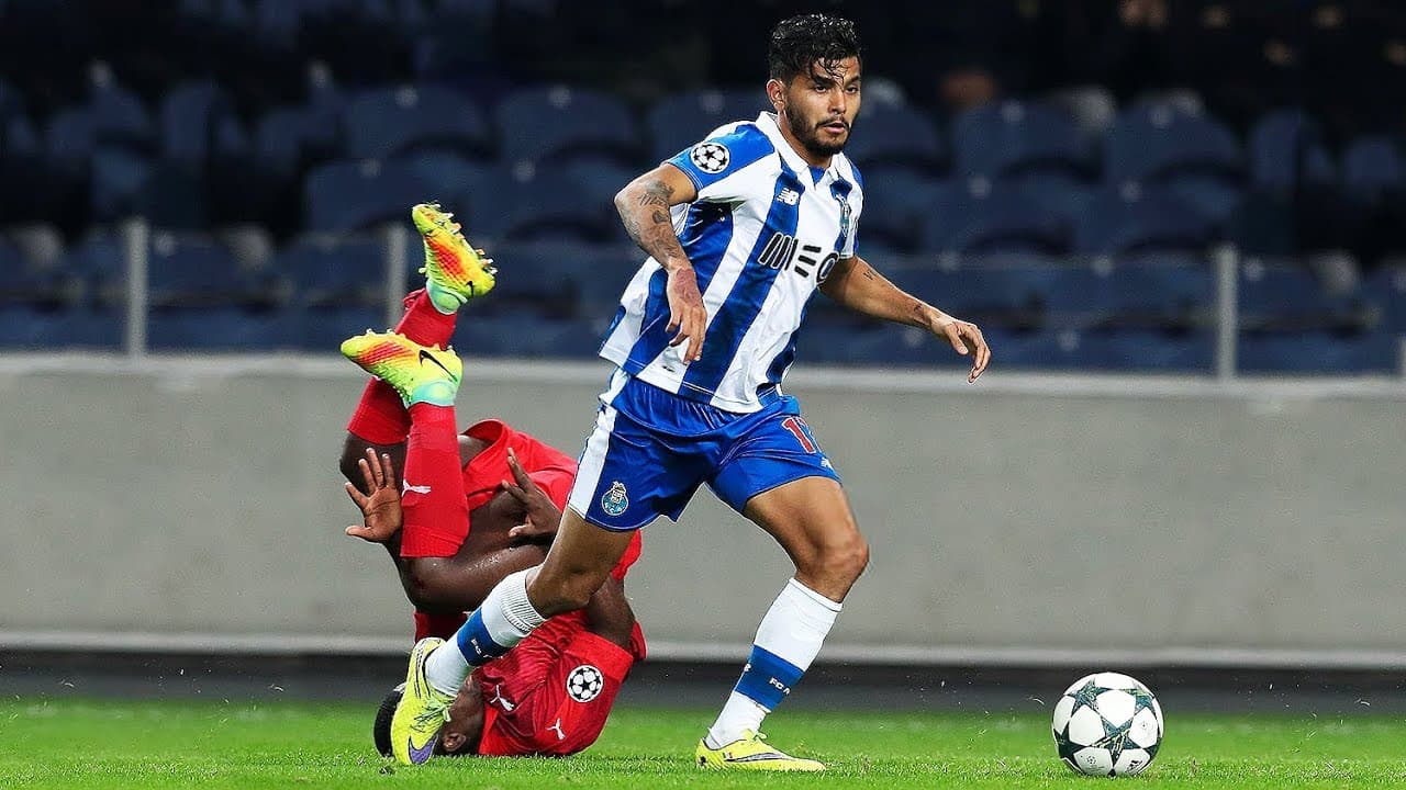 'Tecatito' Corona es objeto de deseo de Lopetegui y el Sevilla.