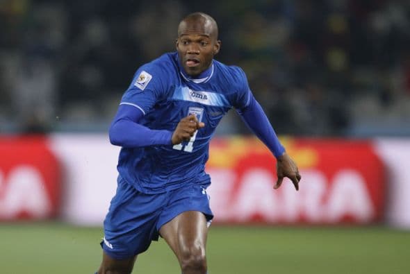 David Suazo es otro nombre que no fue mencionado en el listado a pesar de haber sido llamado en otras ocaciones