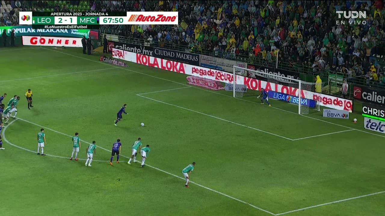 ¡GOL!  anota para Mazatlán FC. Josué Colmán