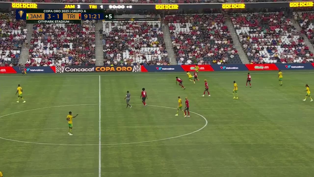 ¡GOL!  anota para Jamaica. Dujuan Richards