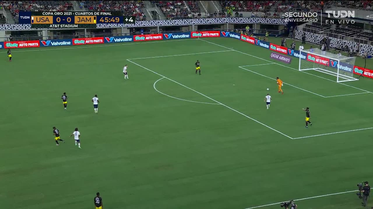 ¡TIRO ATAJADO! disparo por Blair Turgott.