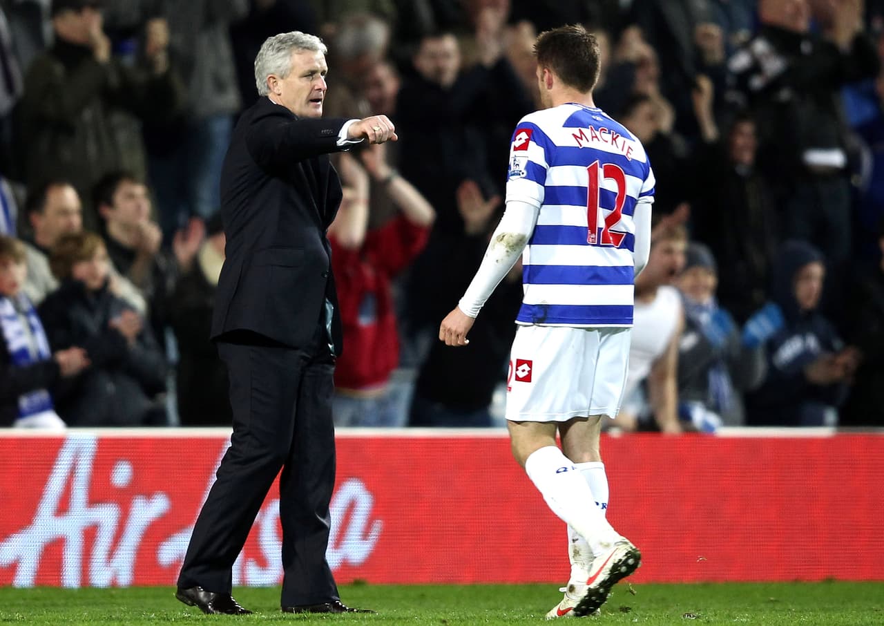 Hasta que al 90+1’ apareció Young para asistir a Mackie y así firmar el 3-2 sobre Liverpool.