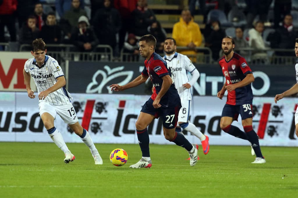 Spezia vence por la mínima 1-0 al Torino, la Juve sufre para conseguir el triunfo pero al igual que el Spezia vencen 1-0 a la Fiorentina y Atalanta sale victoriso 1-2 en su visita al Cagliari.
