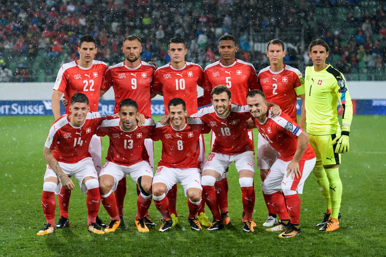 <b>Grupo B:</b> Suiza es líder con 27 puntos y su próximo rival es Portugal, el único que lo podría destronar. Un empate es suficiente en su visita a Lisboa.
