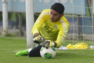 JOSÉ DE JESÚS CORONA – Uno de los arqueros más rentables de la última década en el futbol azteca, y quien fue clave en Londres 2012. Philadelphia Union ha sufrido en la portería y es de los cuadros más goleados, Corona sería un verdadero refuerzo para Philly.