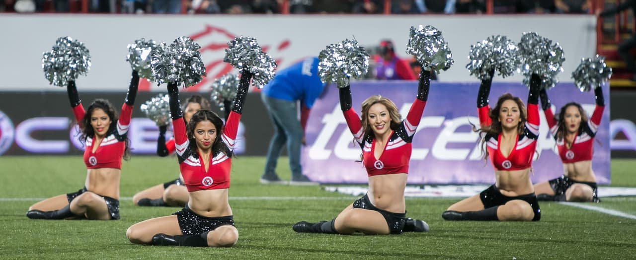 La belleza de las porristas en la fecha 7