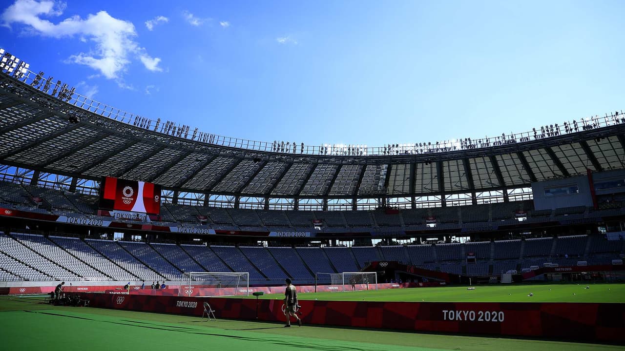 Ochoa y Lainez comandan el once del Tri ante Francia en Tokyo 2020