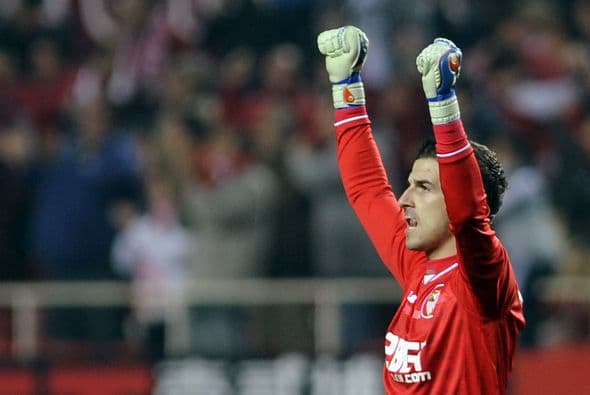 Gracias a su aporte, Sevilla sacó el triunfo y no recibió gol ante el conjunto 'naranjero'.