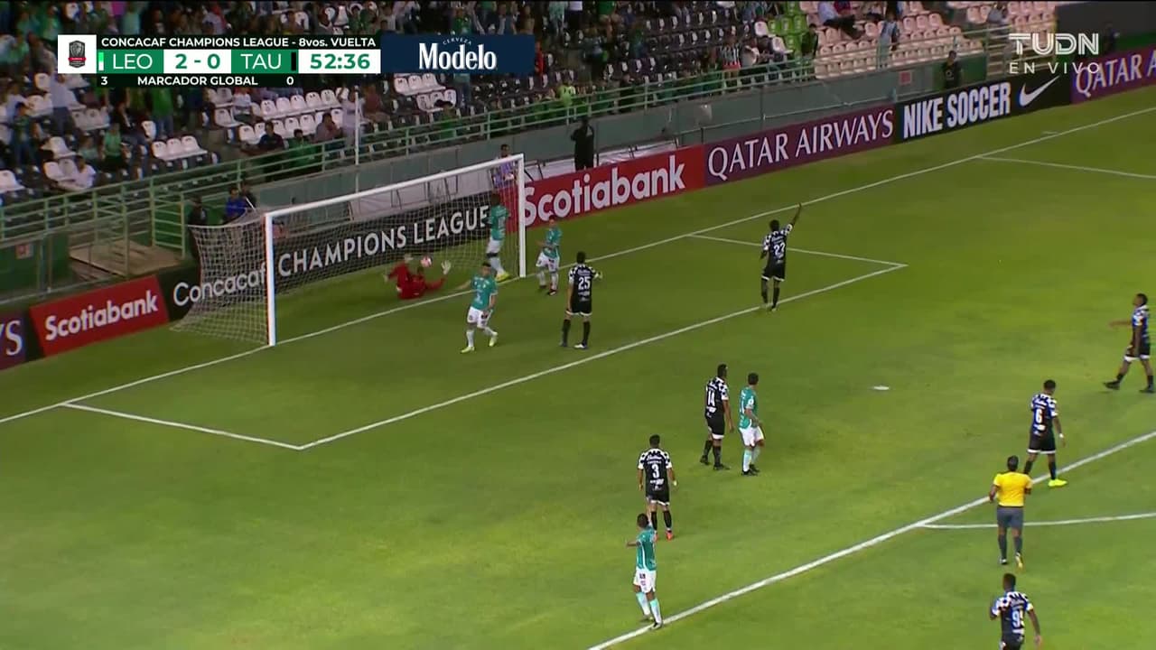 ¡TIRO ATAJADO! disparo por Osvaldo Rodríguez.