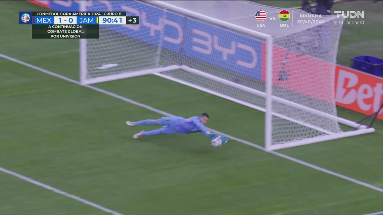 ¡Bien Julio! González se estira y evita el empate de Jamaica