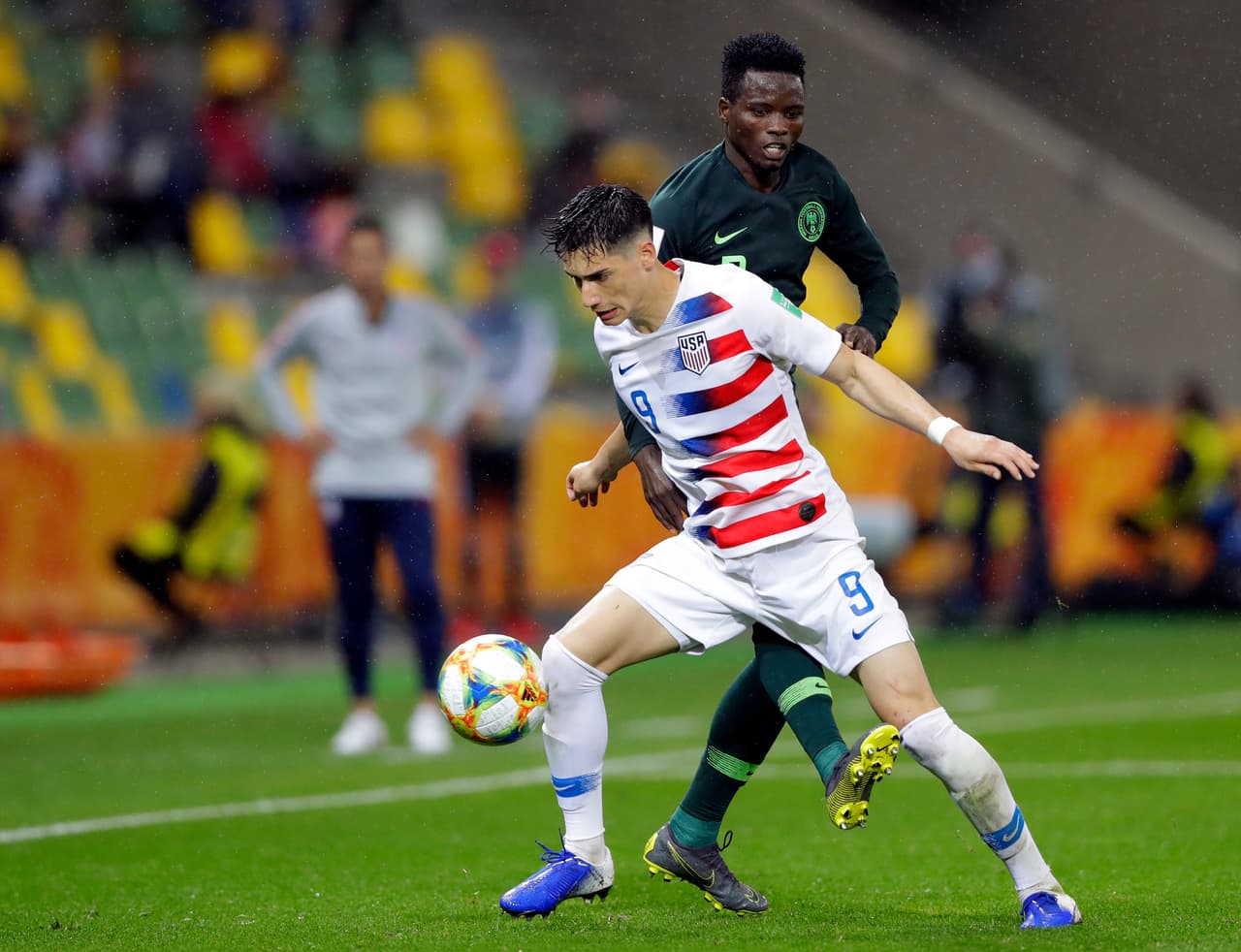 Sin embargo, Sebastián Soto ha declarado que aún no toma una decisión definitiva entre Chile, Estados Unidos y México.