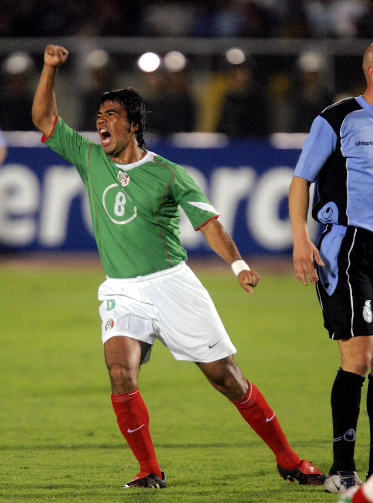 El resultado fue otro empate ahora 2-2 en Chiclayo. Los goles fueron de Carlos Bueno (43’), Daniel Osorno (45’), Pável Pardo (69’) y Paolo Montero (87’) que rescató el punto para los sudamericanos.