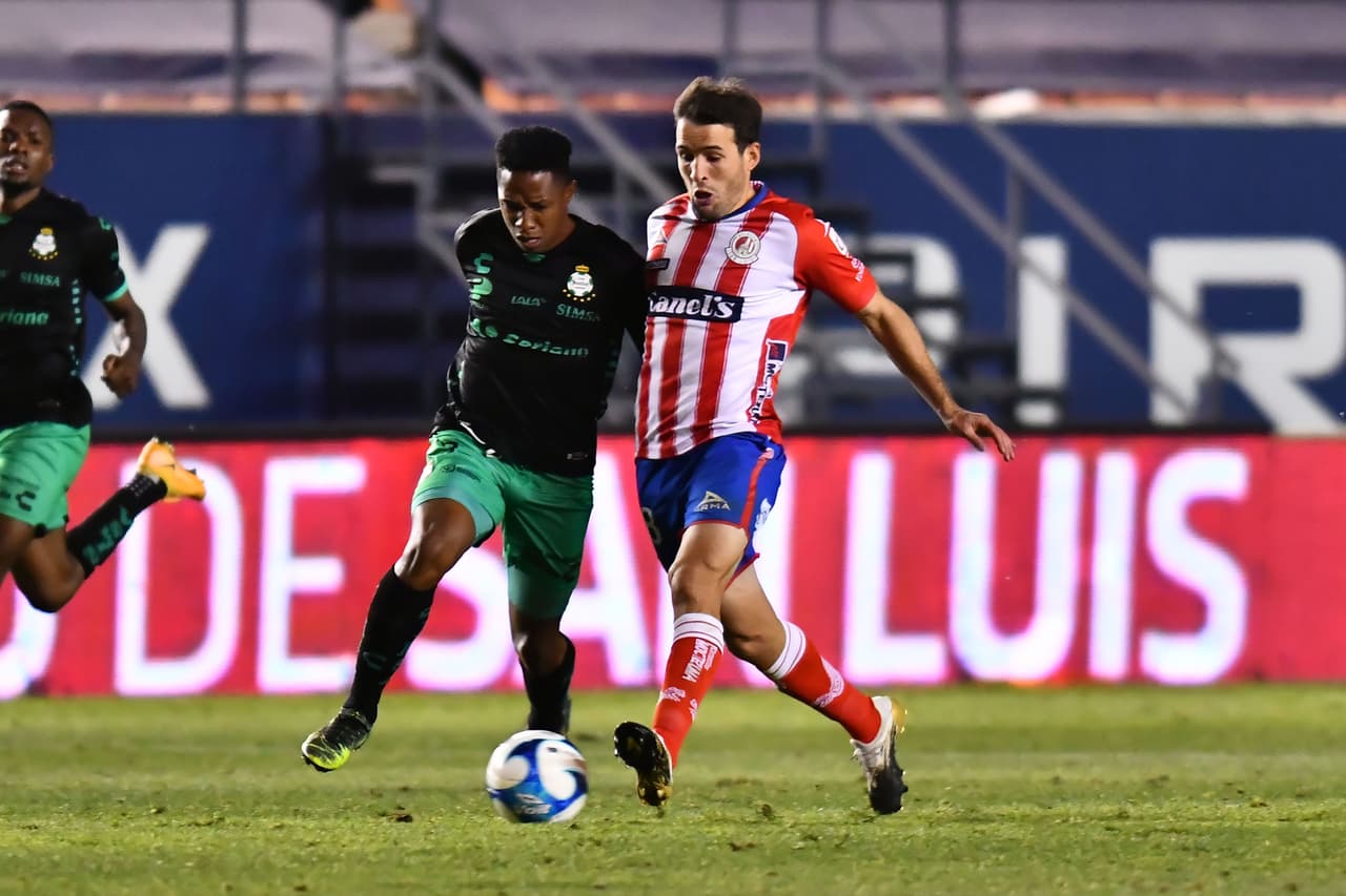 Un solitario gol de Nicolás Ibáñez al 15', Atlético San Luis vence 1-0 a Santos y suman tres unidades. Atlético San Luis se acerca a dos puntos de Santos, ya que llegan a 10 unidades y los Guerreros se quedan con 12.