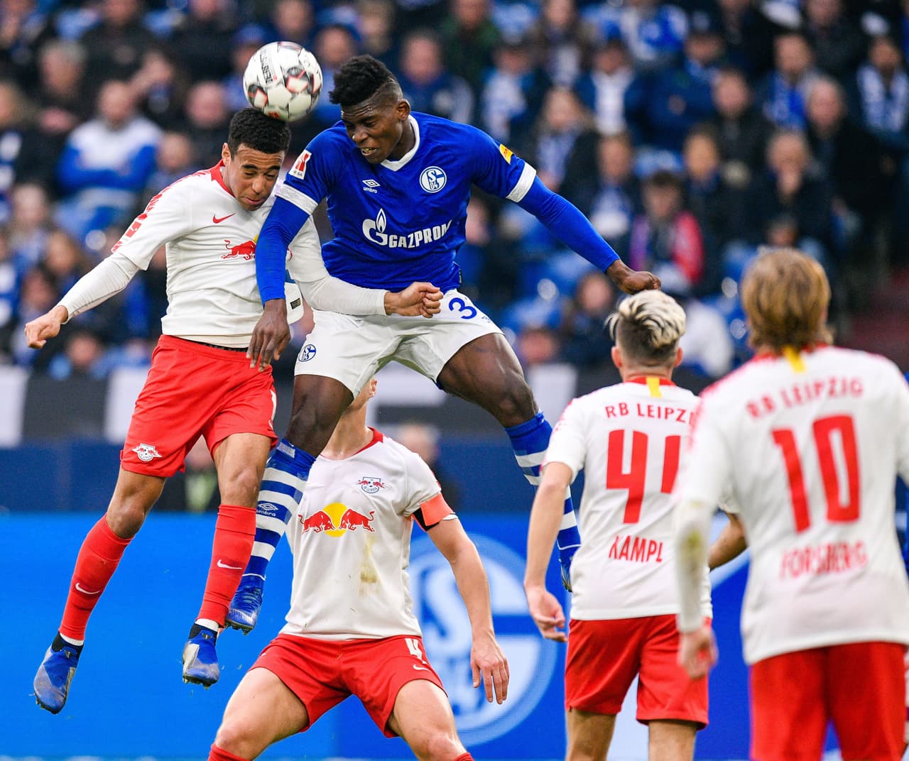 Este resultado dejó al Schalke cerca de la zona de descenso, mientras que el Leipzig legó a 49 unidades para pelear el tercer lugar.