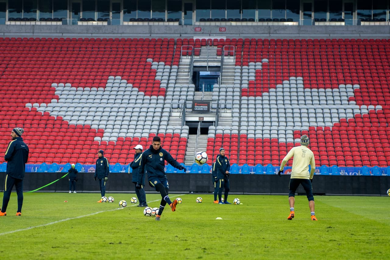 Toronto recibe al América.