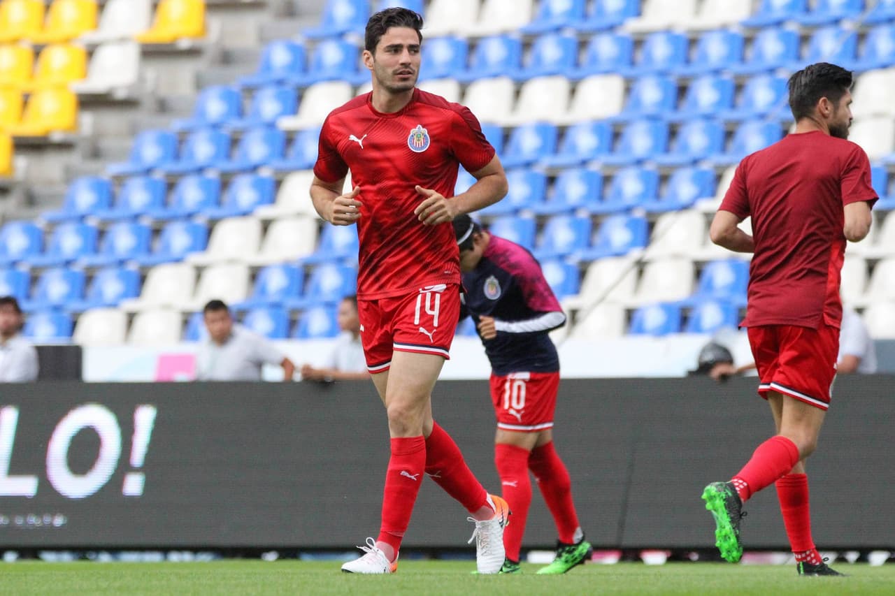 Antonio Briseño durante el entrenamiento previo el encuentro ante el Puebla.