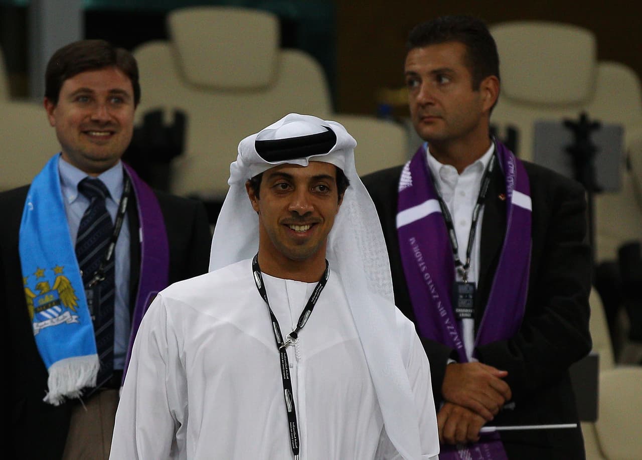 Sheikh Mansour bin Zayed Al Nahyan: 90 por ciento de Manchester City a 200 millones de dólares.