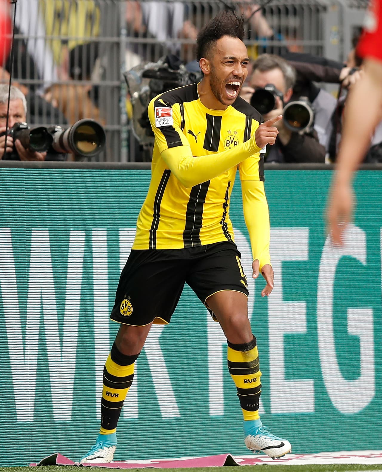 Al minuto 83 llegó el 3-1 definitivo y quien si no, Pierre Emerick Aubameyang para darle las cifras concretas al marcador.