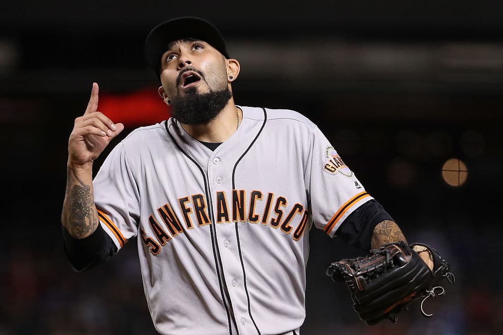 En 2010 Romo llegó con los Gigantes a la Serie Mundial y se coronaron en aquella ocasión, en la que logró su primer título en las Mayores.