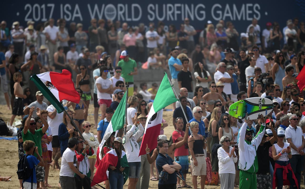 "Es un sueño que se convierte en realidad. Estoy muy orgulloso por esta medalla de oro para México" declaró Jhony al finalizar la competencia.