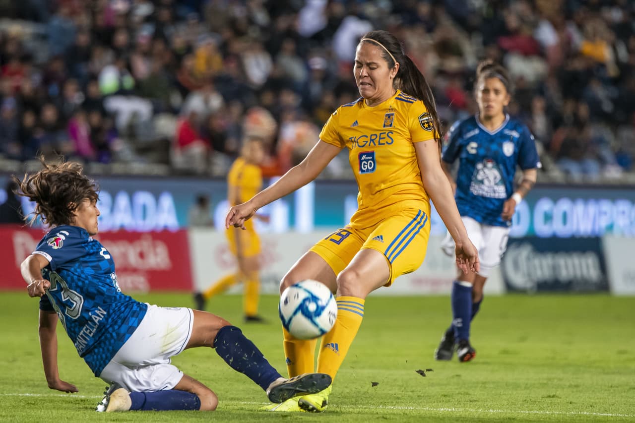Las Tuzas vencen 3-1 a Tigres con goles de Mónica Ocampo y Lizbeth González (2); María Fernanda Elizondo marcó por Tigres.