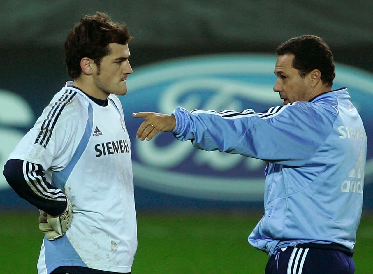 2005-2006: eliminado en octavos de final por Arsenal.