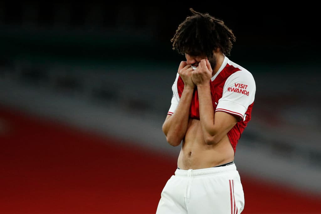 Lacazette (34’) abrió el marcador cobrando una pena máxima y Xhaka (44’) creció la diferencia antes del descanso. Saka (56’) hizo el tercero para sellar el triunfo y así cortar con una racha de cuatro partidos, en todas las competiciones, sin conocer la victoria. Abraham (85’) descontó hacia el final del juego.