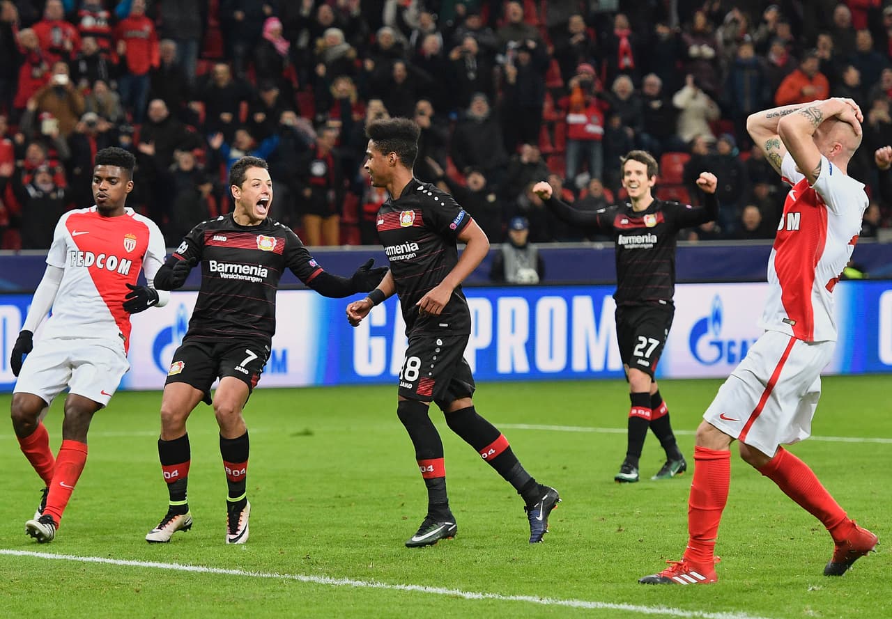 En este torneo, 'Chicharito' aportó con un gol en el empate de visitante 1-1 precisamente contra Mónaco en Francia.