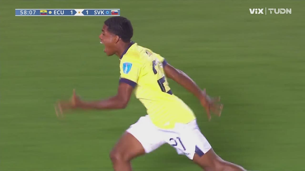 Resumen | Ecuador vence 2-1  a Eslovaquia con golazo de Klinger