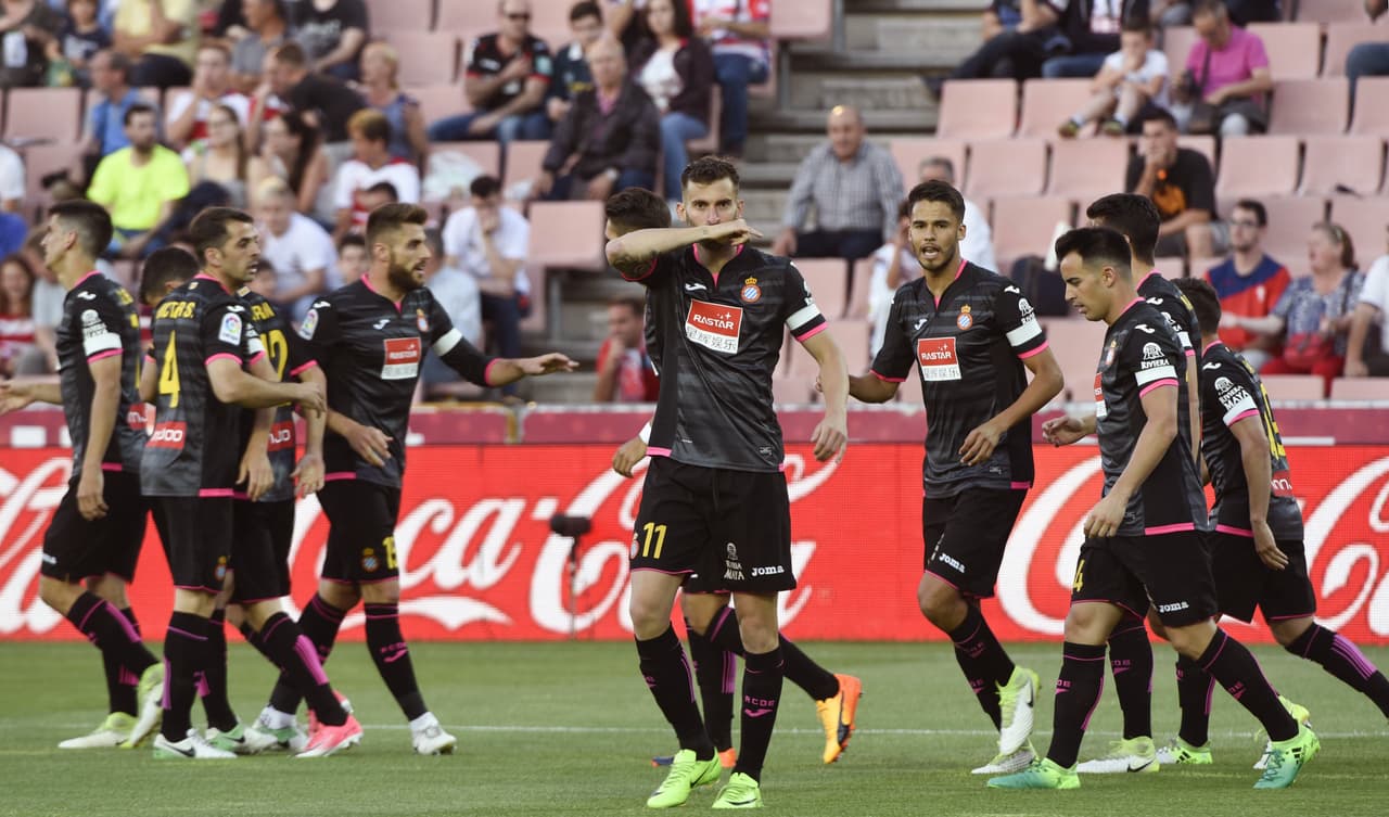 El Espanyol ganó este viernes por 2-1 en Los Cármenes para despedirse de esa manera del torneo y comenzar a preparar lo que será la siguiente temporada.