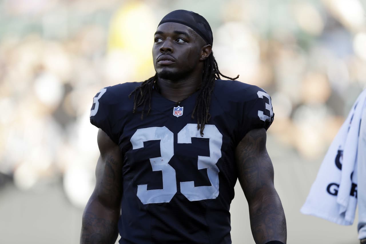 A solo cinco meses de ser contratado, Trent Richardson fue cortado por los Oakland Raiders