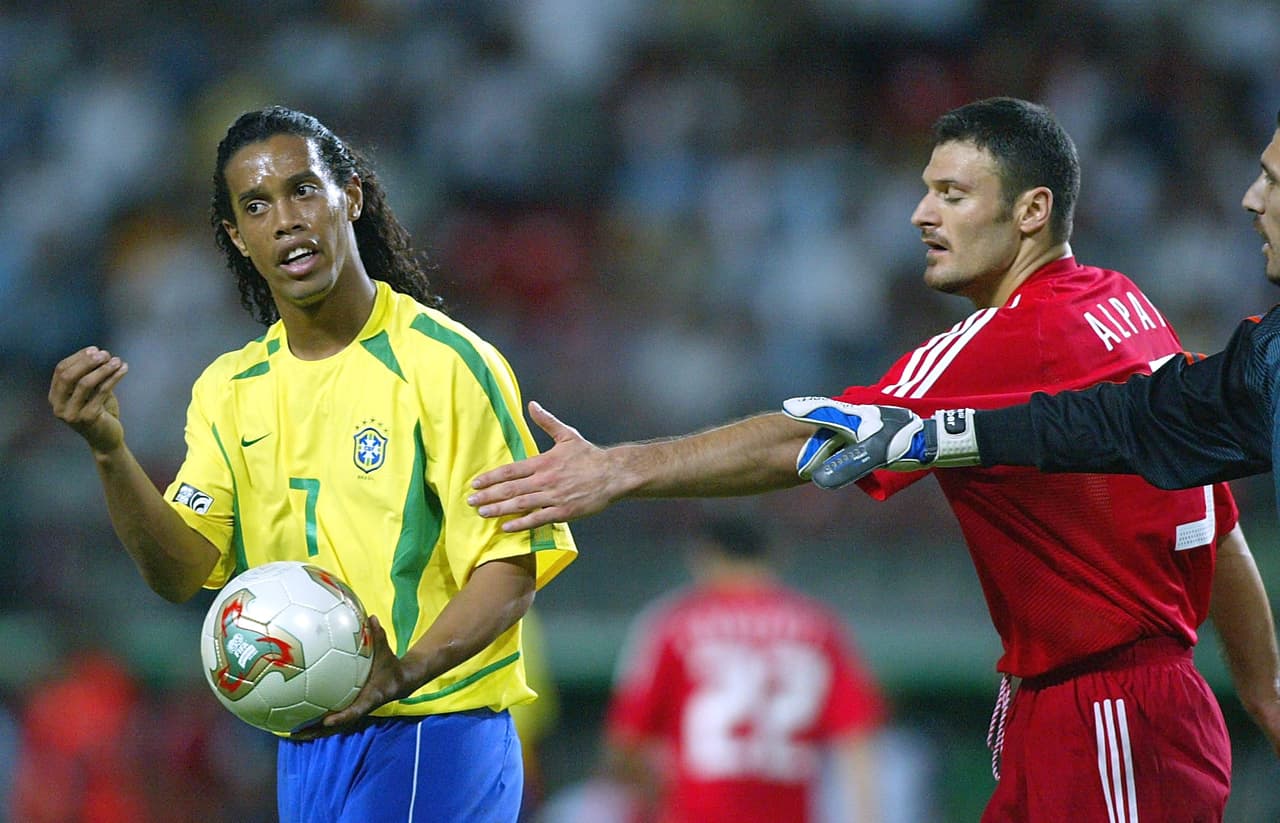 La historia de la Confederaciones tiene a dos goleadores con 9 anotaciones. Uno de ellos es el brasileño Ronaldinho.