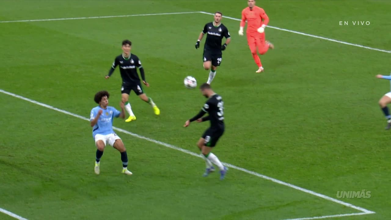 ¡Gol del Feyenoord! El equipo de Santi ya le empató al poderoso City