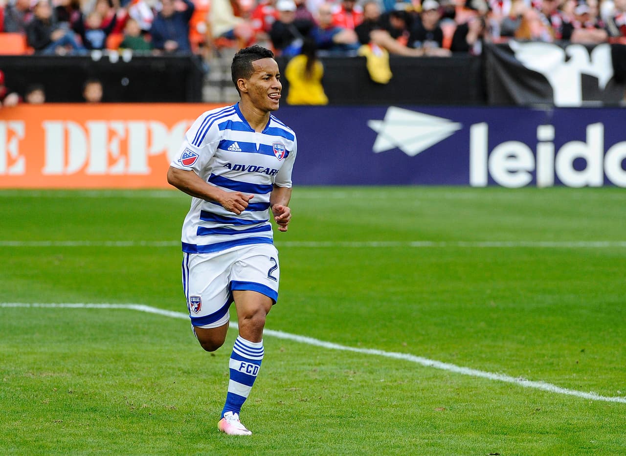 DEL: Michael Barrios (FC Dallas). El veloz colombiano convirtió un doblete de muy buena manufactura que le dio una ventaja definitiva a su equipo que terminaría goleando por 3-0 a los capitalinos.
