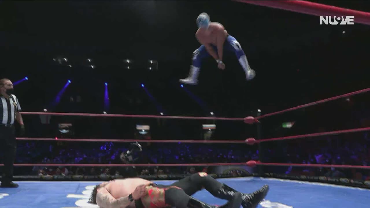 Atlantis impone su ley en el cuadrilátero para derrotar al Terrible