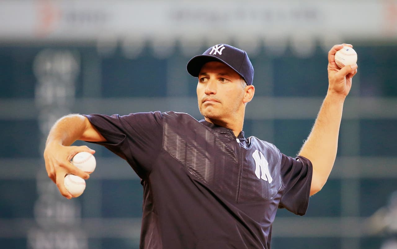Andy Pettitte. El zurdo jugó 18 años en Grandes Ligas, 15 de ellos con Yanquis, equipo con el que ganó cinco Series Mundiales, fue elegido tres veces al Juego de Estrellas. Podría ser considerado.