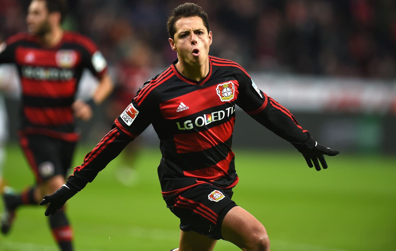 'Chicharito' pasó a Bayern Leverkusen y desde su llegada ha sido una de las fichas relevantes del equipo. Su técnico lo elogia no solo por sus goles sino por su juego colectivo y lo mantiene entre los titulares inamovibles.