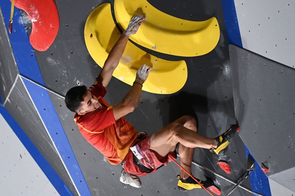 Spain's Alberto Gines Lopez competes in the men's sport climbing lead final during the Tokyo 2020 Olympic Games at the Aomi Urban Sports Park in Tokyo on August 5, 2021. (Photo by MOHD RASFAN / AFP) (Photo by MOHD RASFAN/AFP via Getty Images)